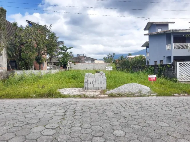 Terreno à venda em Morada da praia - SP