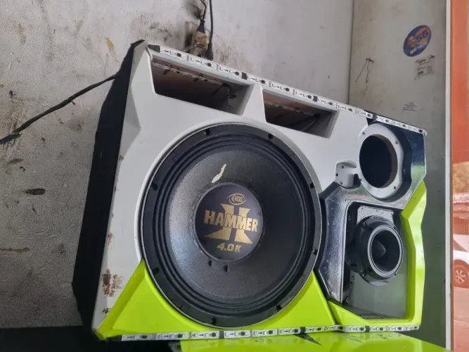 Vendo caixa trio