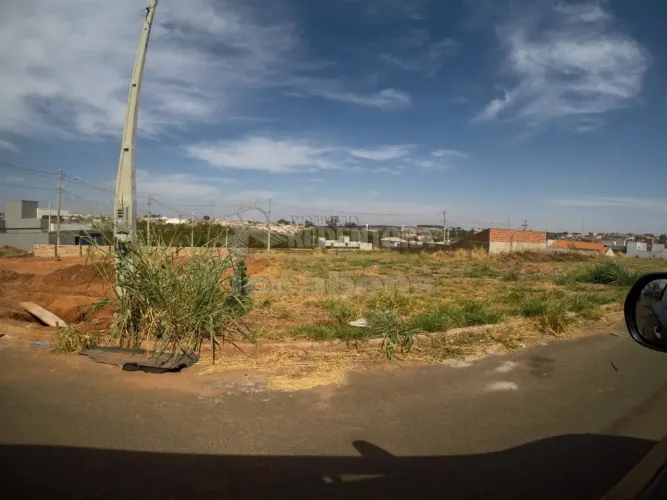 Bady Bassit lote de 260,5m² aceita financiamento