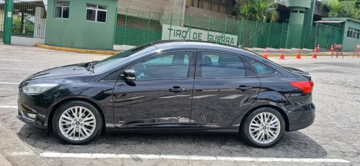 Ford Focus Fastback Se/se Plus 2.0 Flex Aut. 2016