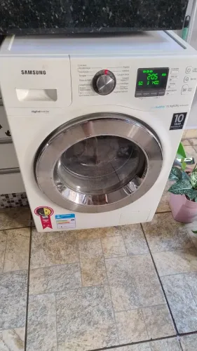 Lava e seca Samsung 220 volts