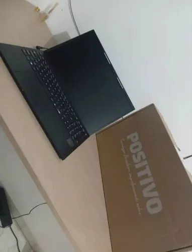 Notebook positivo vision r15m