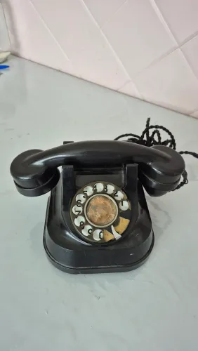 Telefone Antigo de Disco Baquelite Preto - Vintage / Decoração / Coleção