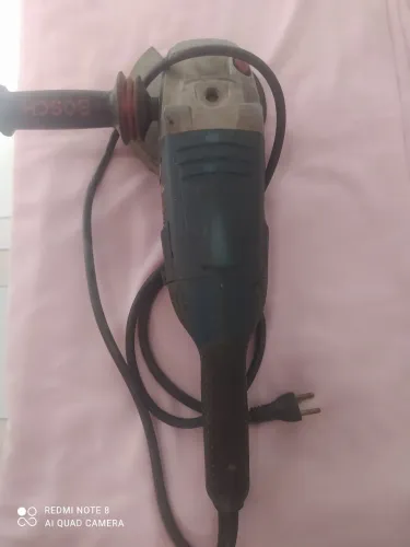 Esmerilhadeira