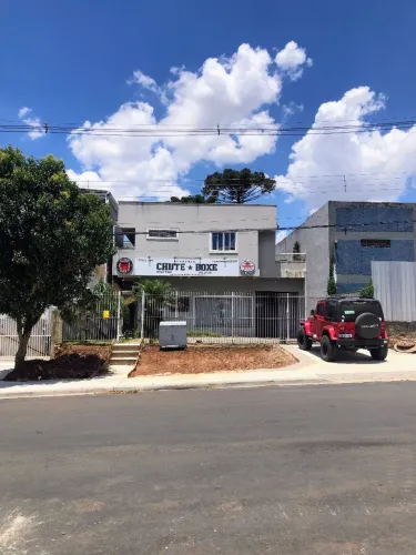Loja Comercial + 4 Kitnets | Terreno 660m² | Xaxim | 