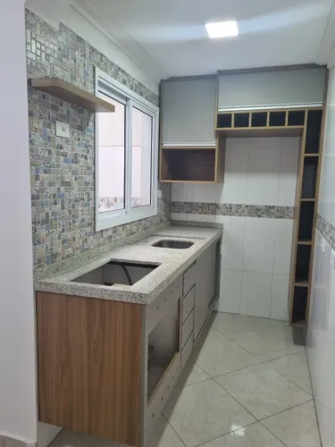 Apto sem Condomínio com Quintal, 2 quartos e 1 vaga - Pq João Ramalho - Santo Andre