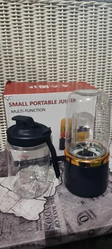 Mini Liquidificador Portátil Multifuncional - Praticidade no seu dia a dia