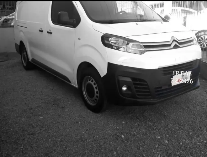 Citroen Jumpy Furgão Pack 1.6 Turbo Diesel 2022