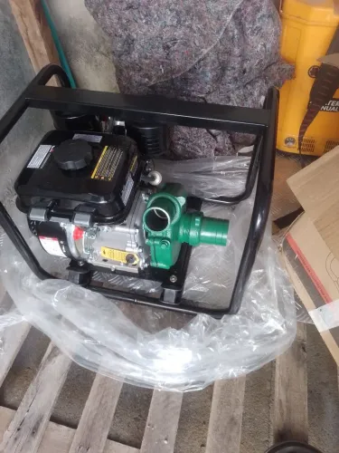 Vendo bonba de água nova nunca usado moto diesel.