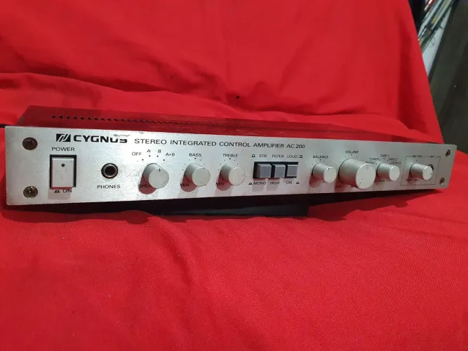 Amplificador cygnus