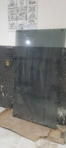 Porta de vidro temperada fumê
