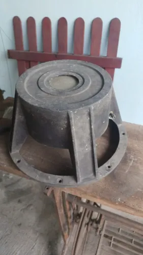AUTO FALANTE DE 12" SÓ A CARCAÇA.