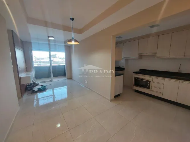 Apartamento com 3 dormitórios para alugar, 66 m² por R$ 1.701,00/mês - Jardim Cinquentenár