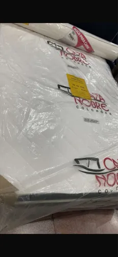 Cama de casal nova, nunca usada!