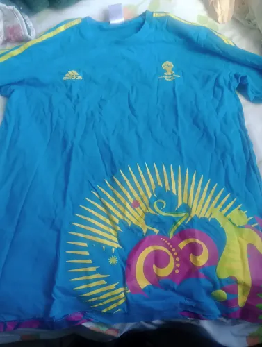 Camisa de voluntário usada da copa