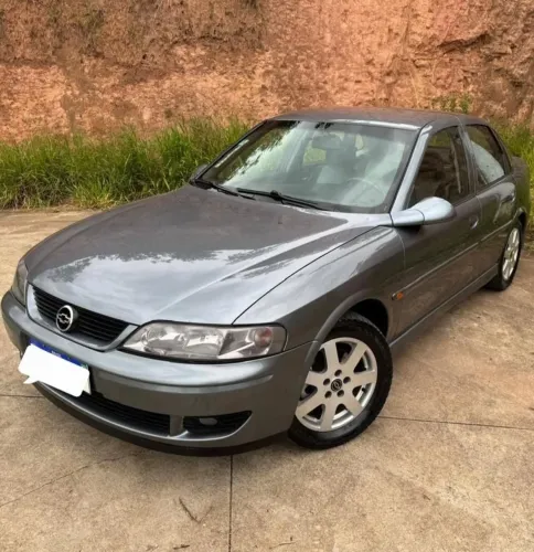 Chevrolet Vectra GLS/ Challenge 2.2 MPFI 16V 2001