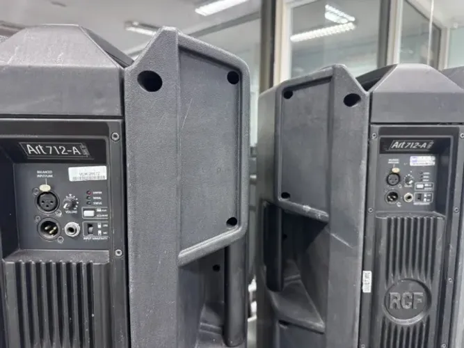 CAIXAS ATIVAS RCF ART 712-A MK II