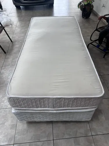 Colchão e cama Box 1.88x88