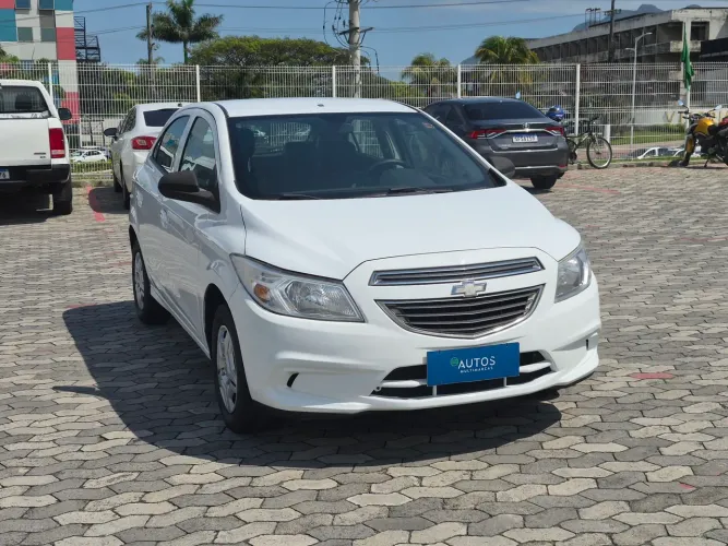 Chevrolet Onix Hatch LT 1.0 8V Flex Power Mec. 4P 2015