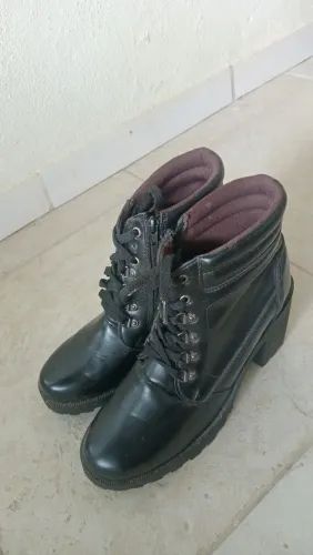 Vendendo um bota