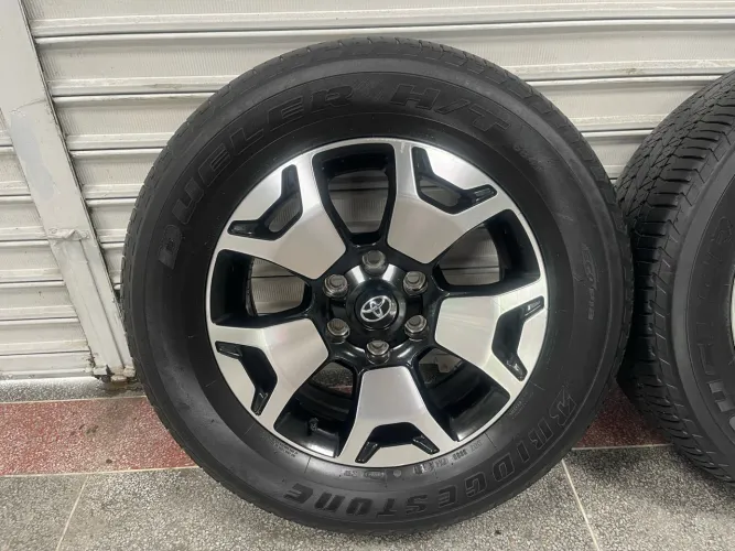 RODAS SW4 HILUX ARO 18 PNEUS
