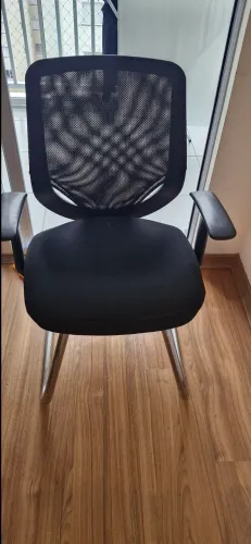 Cadeira escritorio confortável