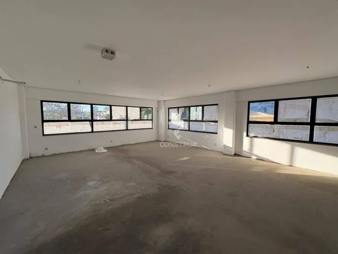 SALA COMERCIAL PARA LOCAÇÃO NA AVENIDA ÂNGELO SIMÕES EM CAMPINAS/SP