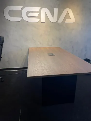 MESA PARA REUNIAO COM CAIXA PASSA FIO 2.00x1.00 LOJA IKONOFFICE