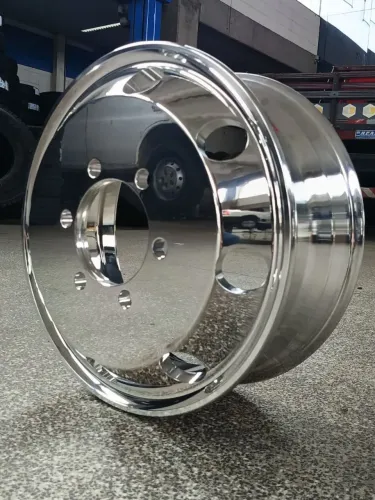 Roda 17,5 de Alumínio para Iveco (Furação para Iveco)