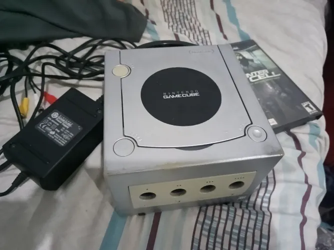 Nintendo Game CUBE PRATA