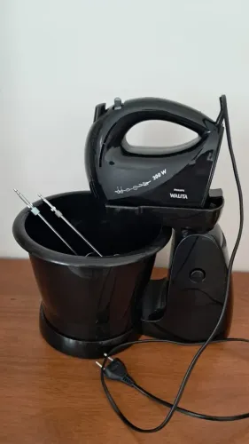 Batedeira Preta Philips/Walita 300W de Potencia 220Volts
