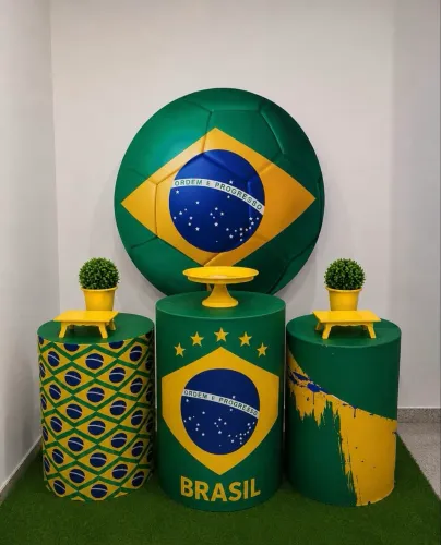 Locação kit festa pegue e monte Brasil