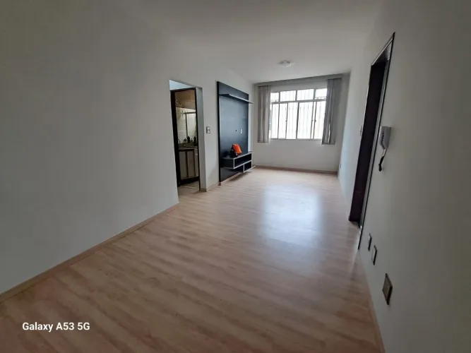 OTIMO APARTAMENTO -AO LADO DA IGREJA PE. EUSTÁQUIO