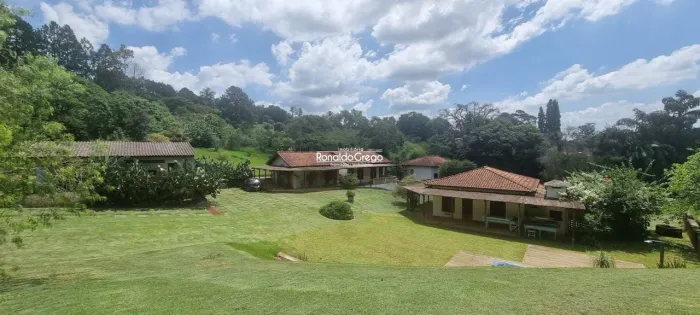 Sítio com 4 quartos, Centro, Araçariguama - R$ 10 mi, Cod: 14864