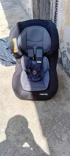 Vendo cadeira de criança