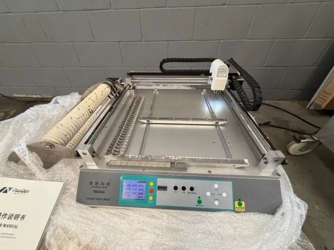 Pick and place neoden tm240 Insersora Smd
