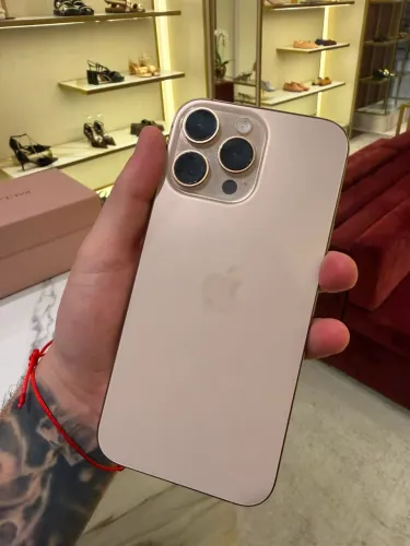 iPhone 16 pro max