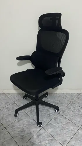 Cadeira ergonômica gamer nova