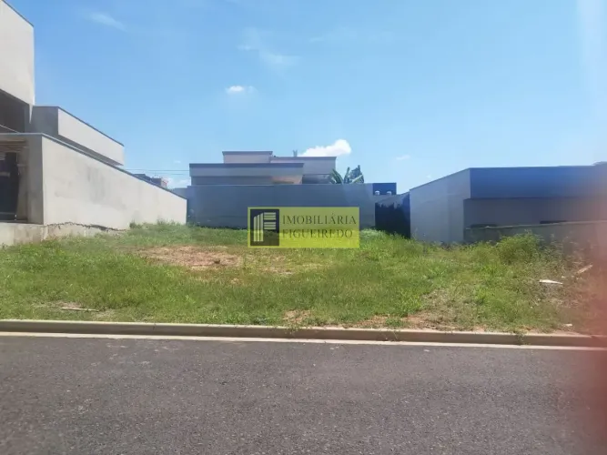 Terreno para venda no condomínio Village Provence!