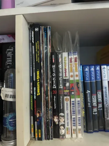 HQs e Mangás diversos
