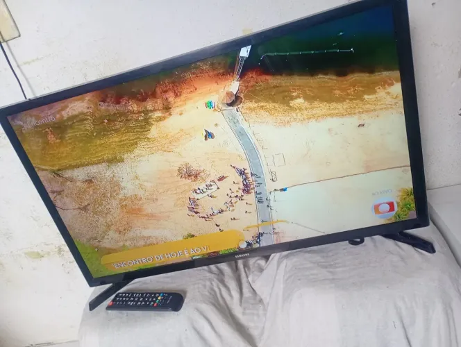 Duas tv pra hoje uma smath e outra fluhd