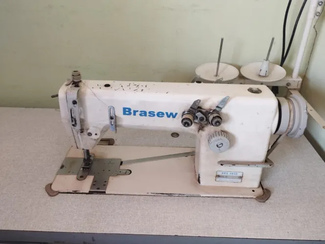 Máquina de costura 2 agulha são 2 máquina vendo junta ou separado