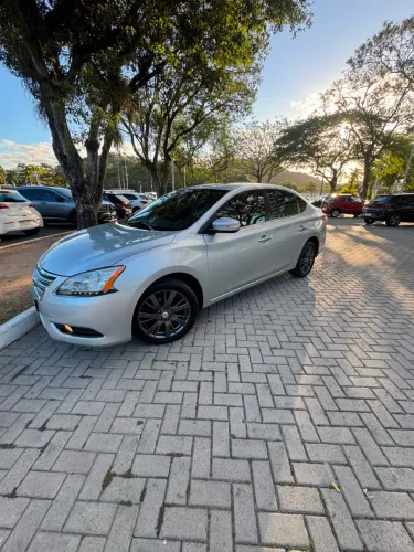 Nissan Sentra SL 2.0/ 2.0 Flex Fuel 16V Aut. 2015