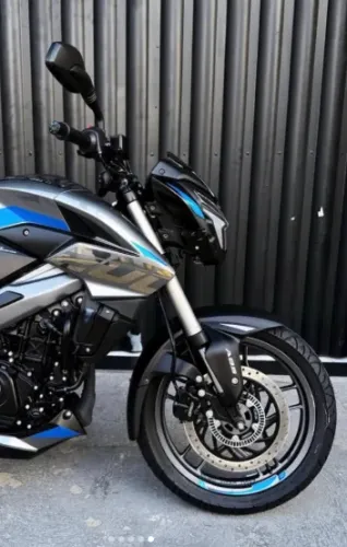 DOMINAR 200 ABS ( RONALD BAJAJ BONOCO)