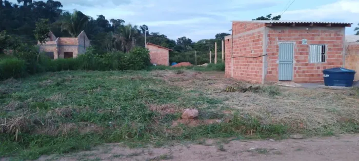 Vendo esse lote 10 por 25 no bairro bom jesus vs10