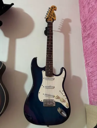 Guitarra Memphis MG-30