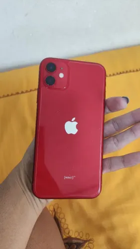iPhone 11. 