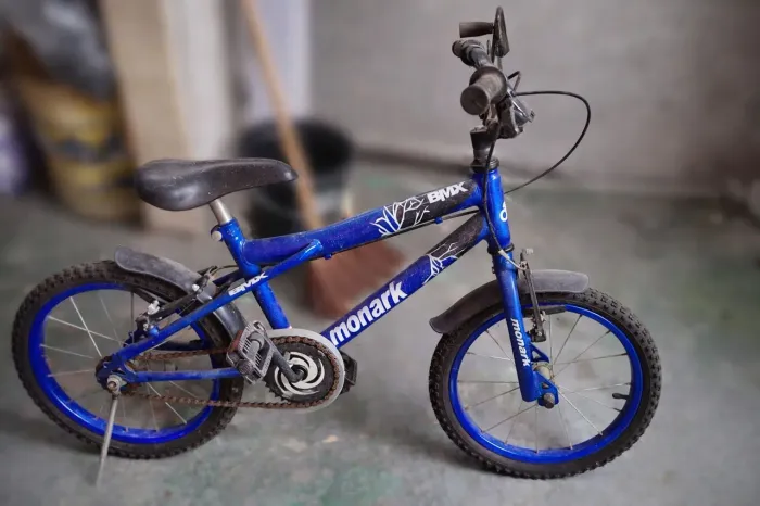Bicicleta Monark BMX Ranger Infantil Aro 16 Aço Carbono Azul e Preta