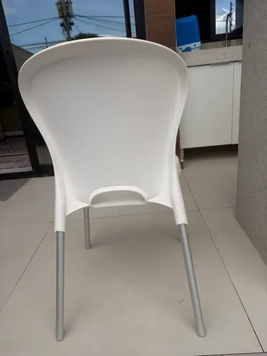 Cadeiras seminovas