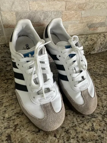 Tênis adidas samba tam38